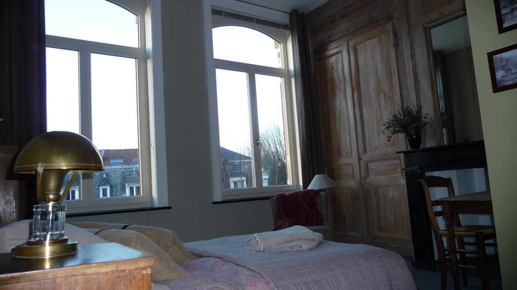 La-Lilloise Bed & Breakfast Lille Phòng bức ảnh